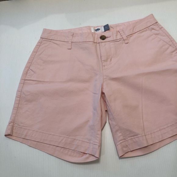 Women’s Old Navy Bermuda Short Size 2 - Picture 5 of 11